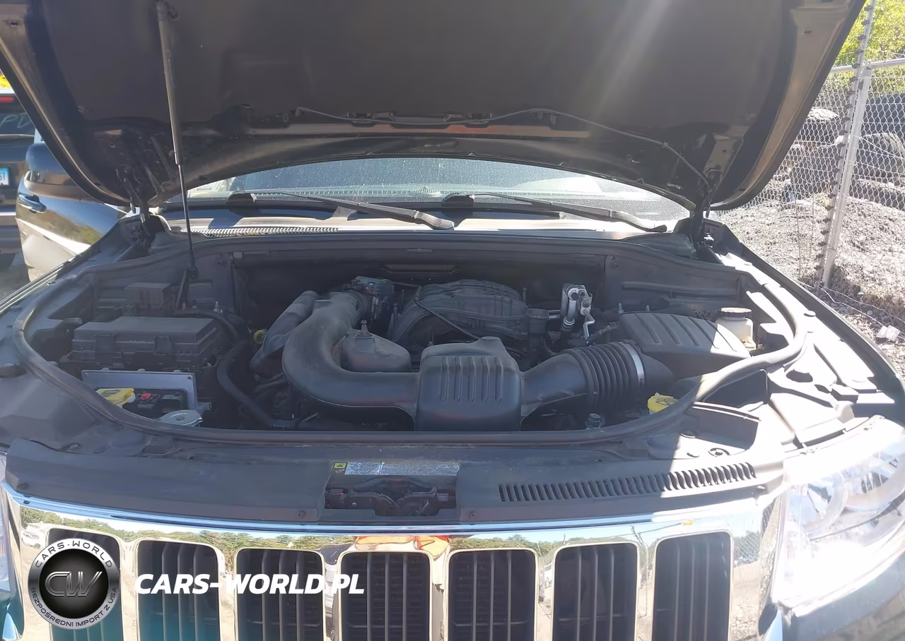 2013 Jeep Grand Cherokee Laredo VIN:1C4RJFAG4DC544489 - 10