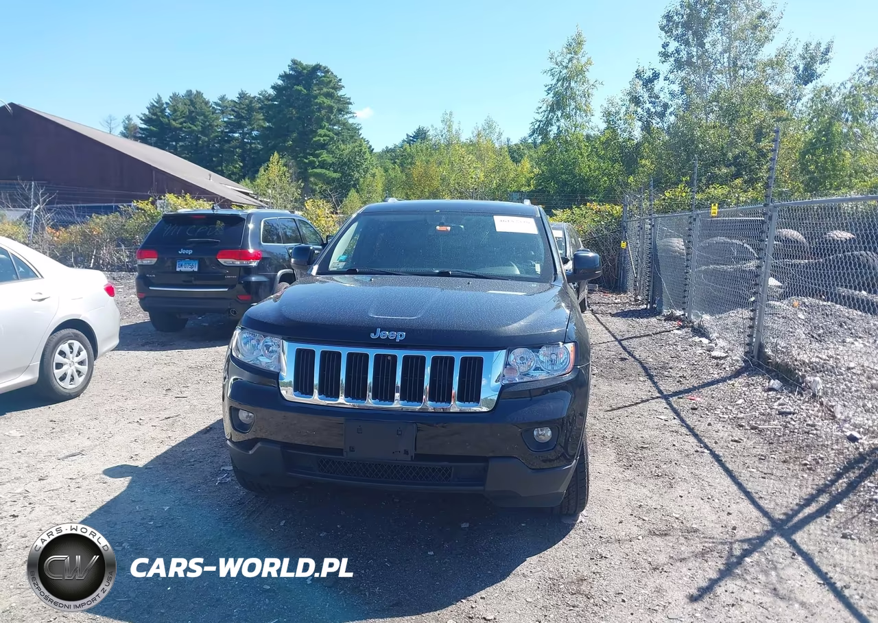 2013 Jeep Grand Cherokee Laredo VIN:1C4RJFAG4DC544489 - 12