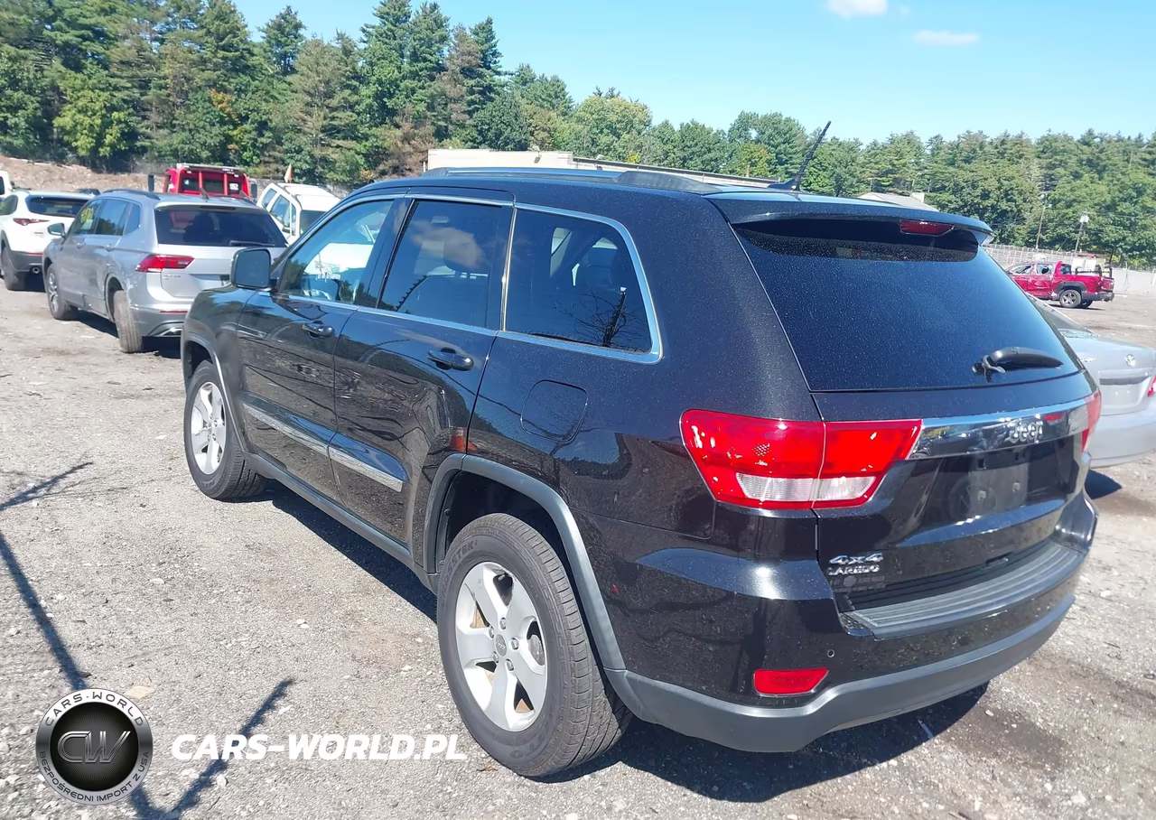 2013 Jeep Grand Cherokee Laredo VIN:1C4RJFAG4DC544489 - 14