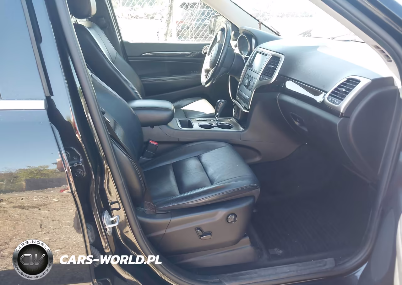 2013 Jeep Grand Cherokee Laredo VIN:1C4RJFAG4DC544489 - 5