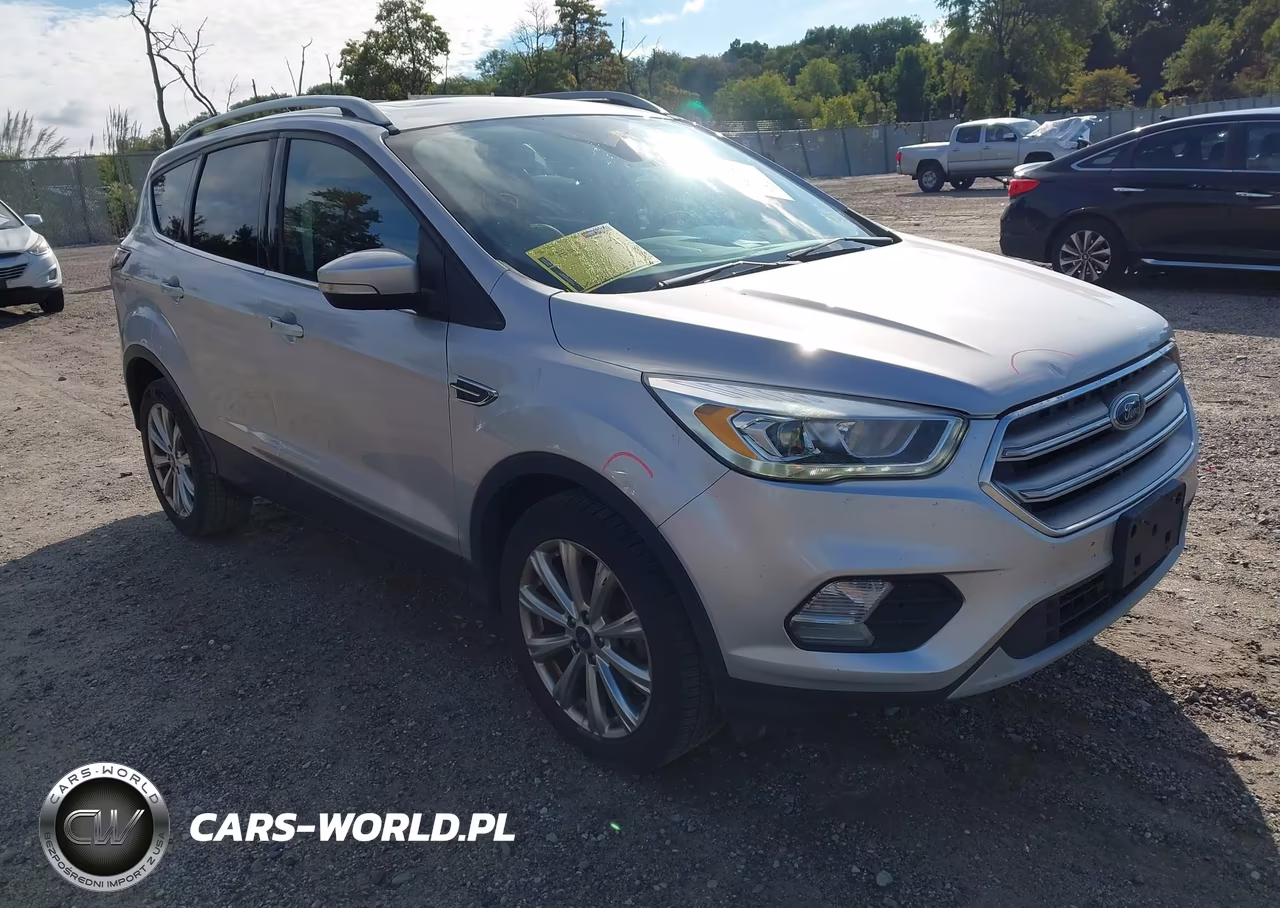 2017 Ford Escape Titanium – zdjęcie 1 z 16