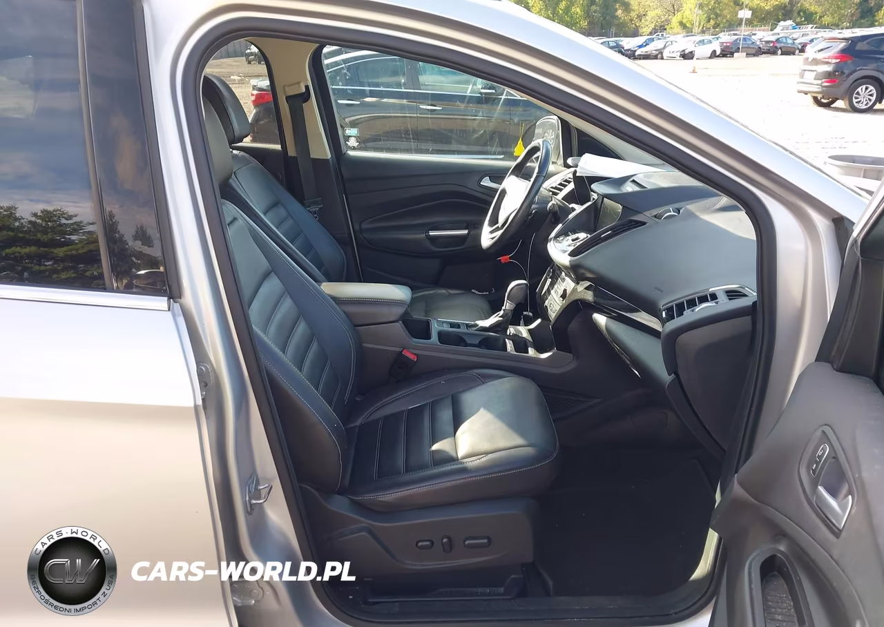 2017 Ford Escape Titanium VIN:1FMCU9JD1HUA56939 - 5