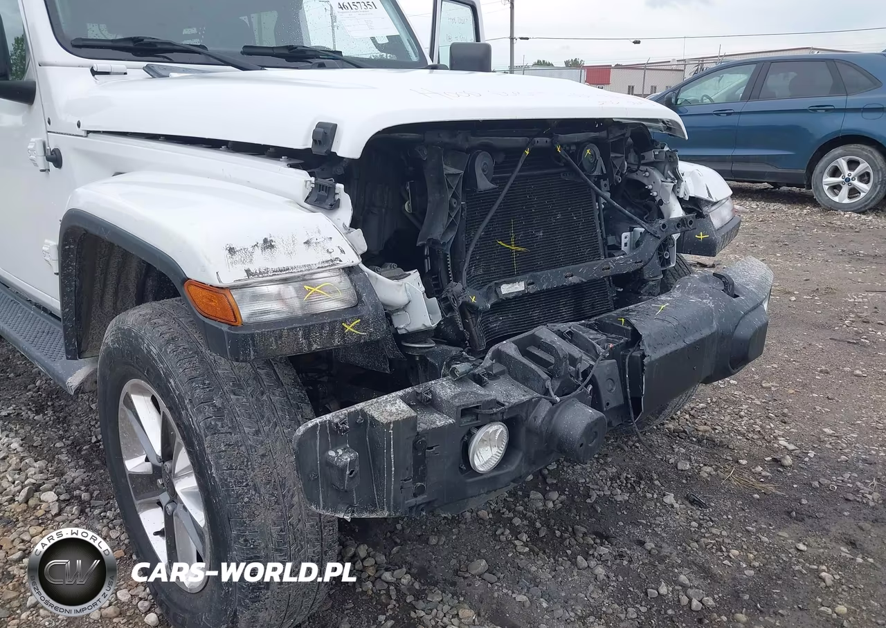 2019 Jeep Wrangler Unlimited Sahara 4X4 VIN:1C4HJXEG9KW555818 - 17