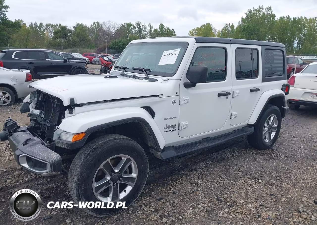 2019 Jeep Wrangler Unlimited Sahara 4X4 VIN:1C4HJXEG9KW555818 - 2