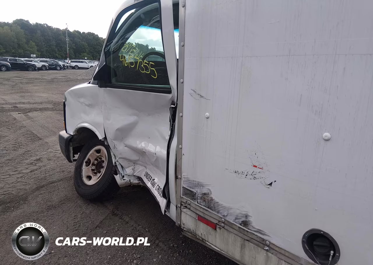 2011 GMC Savana Cutaway Work Van VIN:1GDY72BA3B1903283 - 18