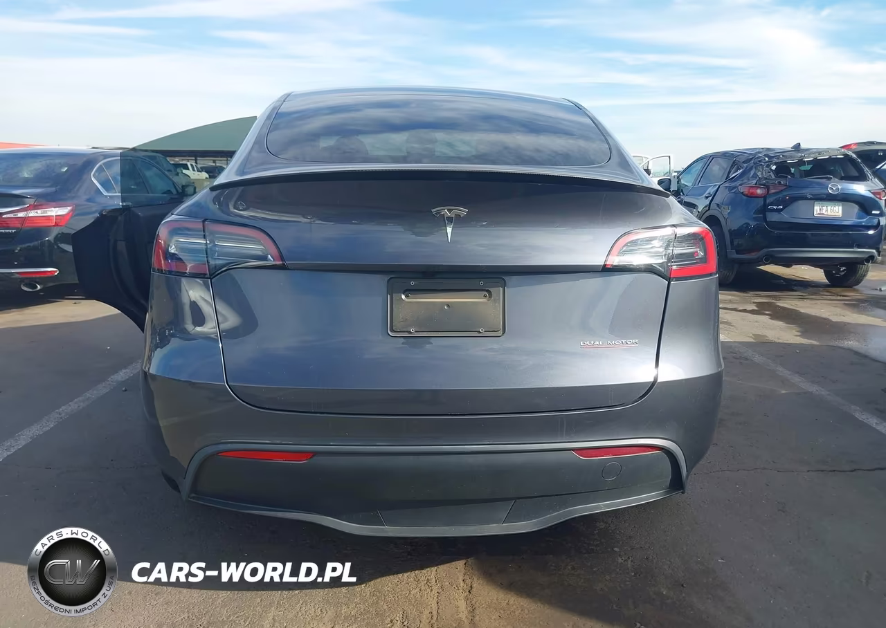2023 Tesla Model Y Performance Dual Motor All-Wheel Drive VIN:7SAYGDEF0PF864838 - 16