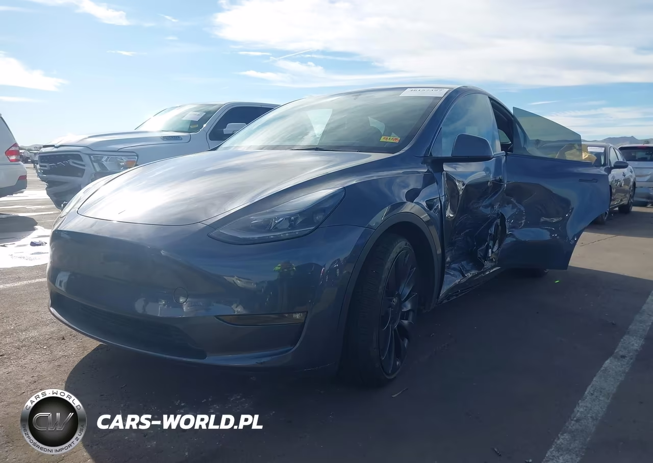 2023 Tesla Model Y Performance Dual Motor All-Wheel Drive VIN:7SAYGDEF0PF864838 - 2