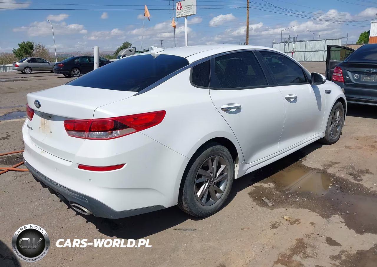 2020 Kia Optima Lx VIN:5XXGT4L36LG383254 - 4