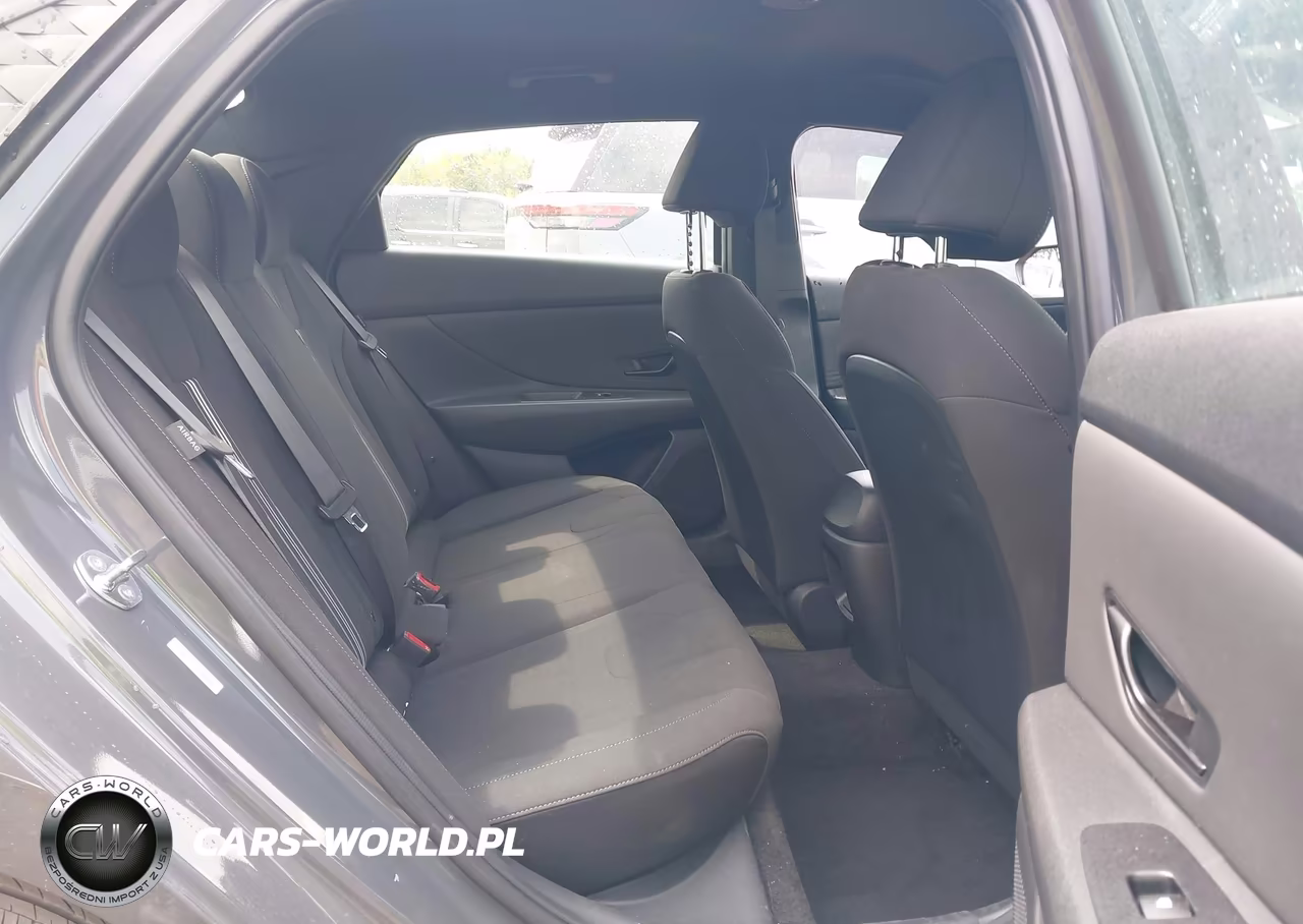 2025 Hyundai Elantra Sel Sport VIN:KMHLM4DG9SU009058 - 8