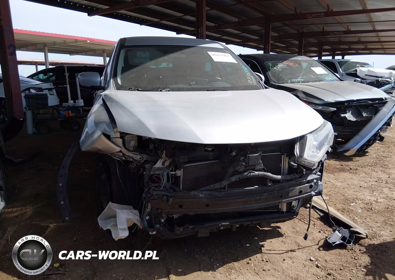 2018 Nissan Rogue S VIN:KNMAT2MT1JP534113 - 17