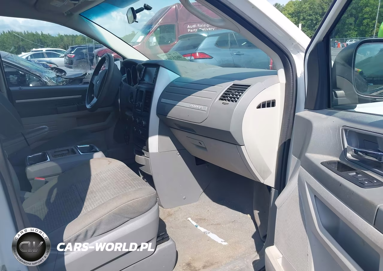 2010 Dodge Grand Caravan Hero VIN:2D4RN3D10AR342829 - 5