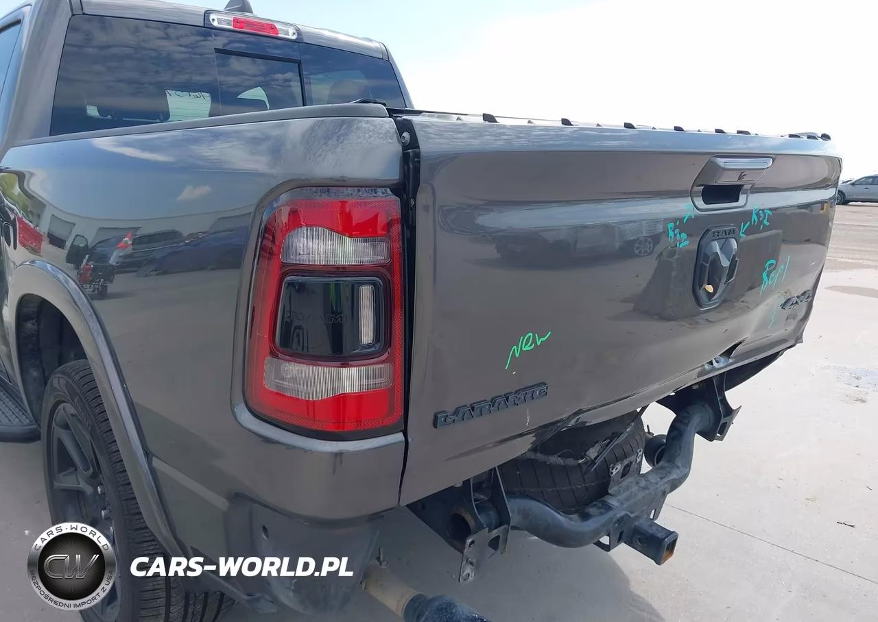 2021 Ram 1500 Laramie 4X4 5'7 Box VIN:1C6SRFJT9MN580567 - 19