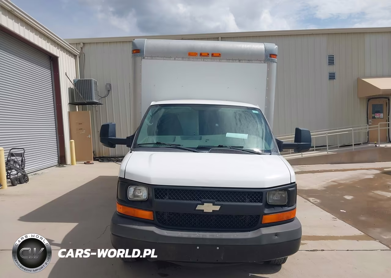 2015 Chevrolet Express Cutaway 4500 VIN:1GB6G6CGXF1117299 - 17