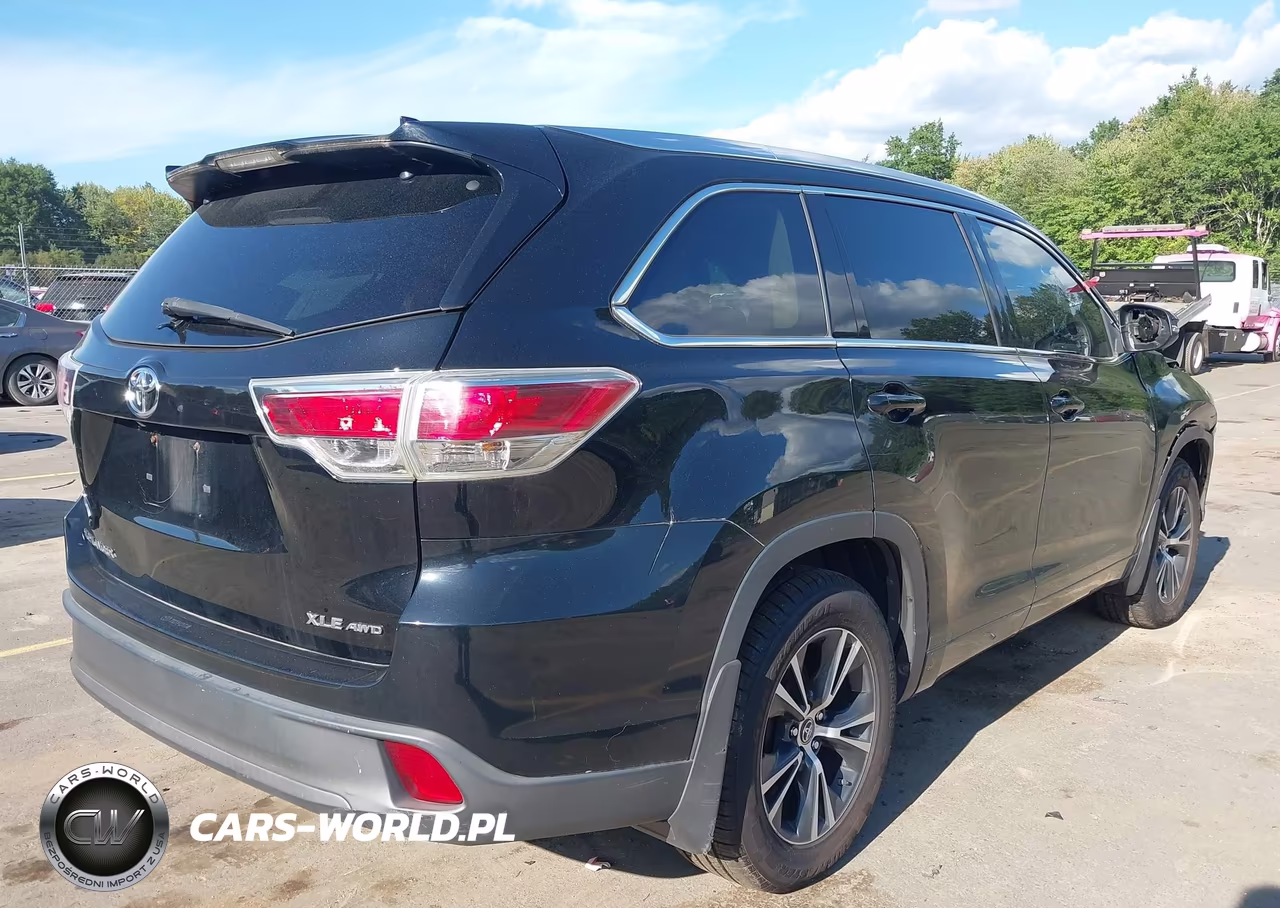 2016 Toyota Highlander Xle V6 VIN:5TDJKRFH7GS262914 - 4