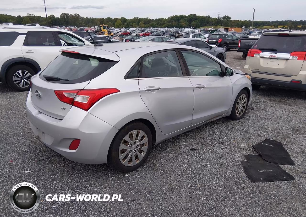 2017 Hyundai Elantra Gt VIN:KMHD35LH3HU376814 - 4