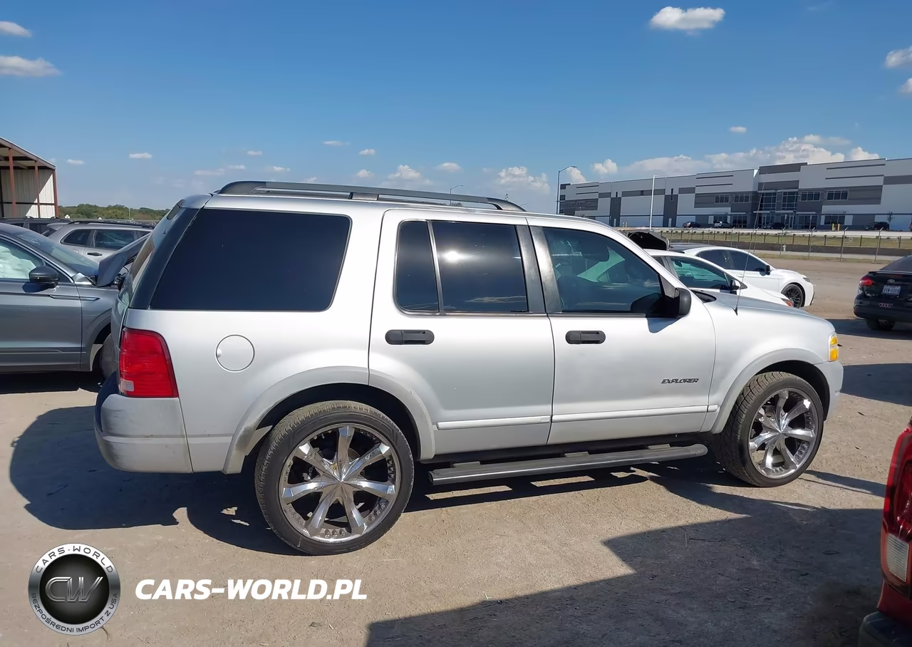 2002 Ford Explorer Xls VIN:1FMZU62E52UB95740 - 13