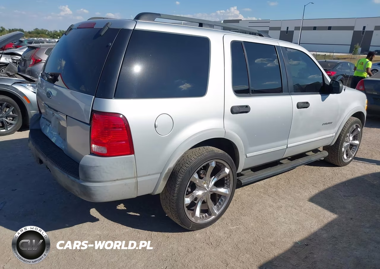 2002 Ford Explorer Xls VIN:1FMZU62E52UB95740 - 4