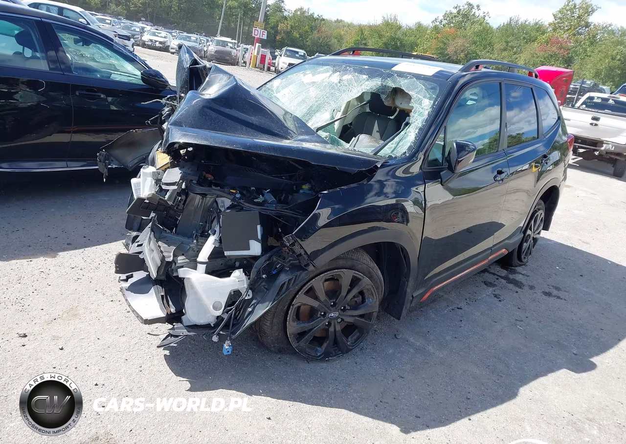 2023 Subaru Forester Sport VIN:JF2SKAJC5PH531001 - 2