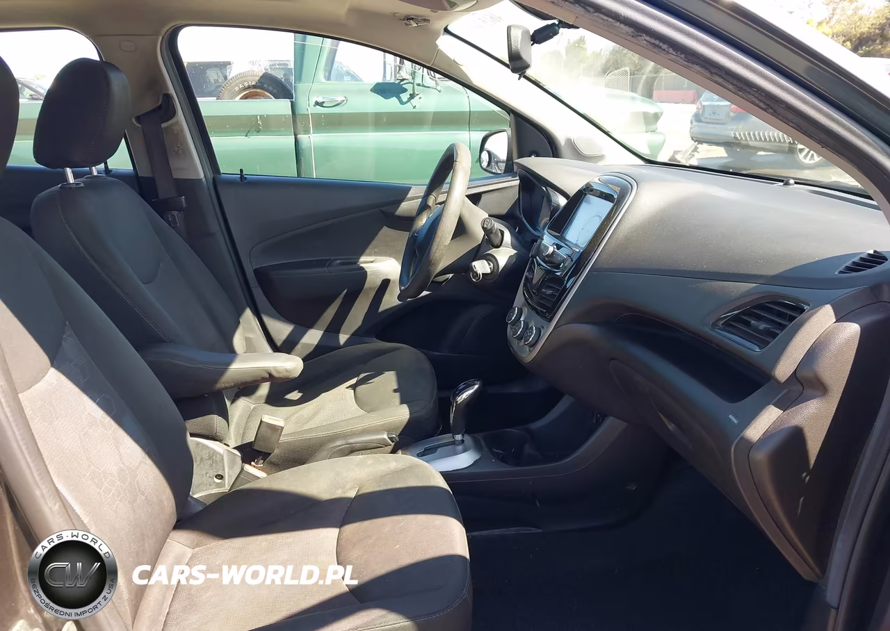 2018 Chevrolet Spark Ls Cvt VIN:KL8CB6SA3JC472413 - 5
