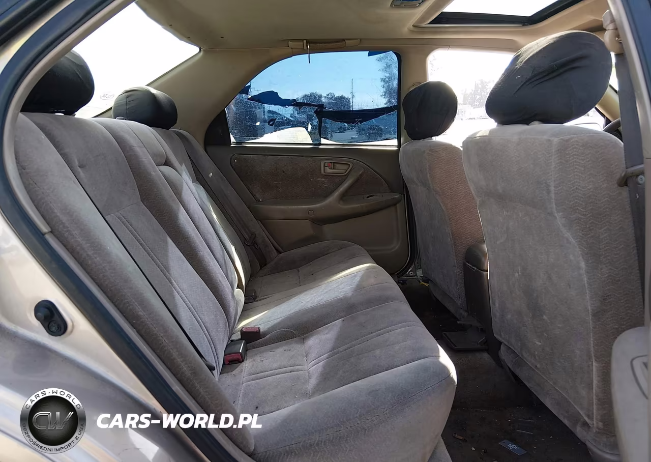 1998 Toyota Camry Le VIN:JT2BG28K4W0106216 - 8