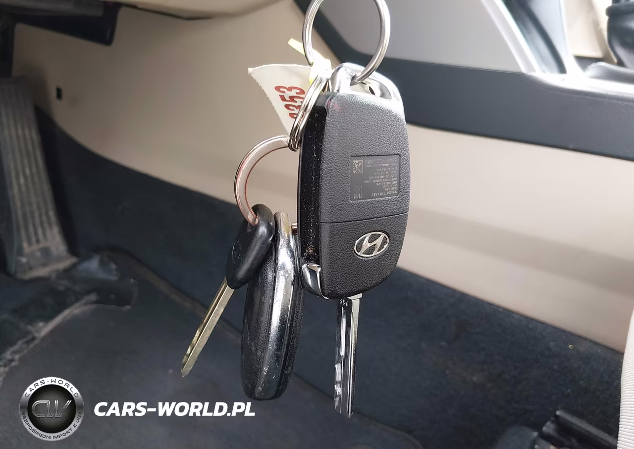 2017 Hyundai Sonata Sport VIN:5NPE34AF1HH527485 - 11