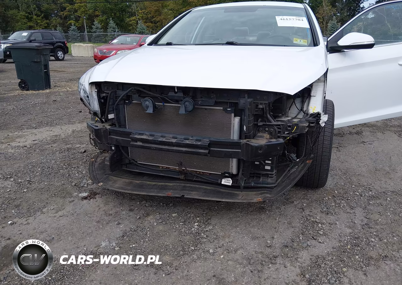 2017 Hyundai Sonata Sport VIN:5NPE34AF1HH527485 - 6