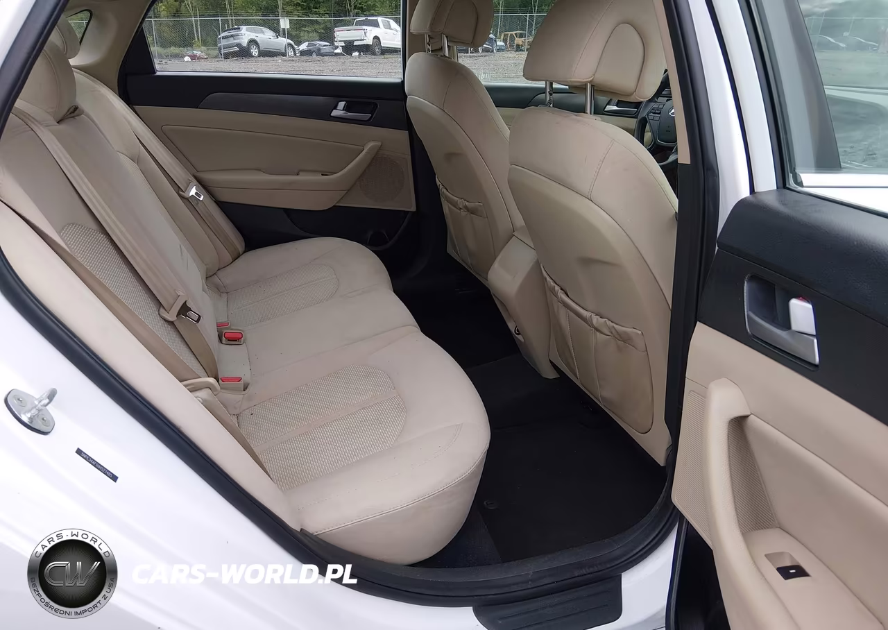 2017 Hyundai Sonata Sport VIN:5NPE34AF1HH527485 - 8
