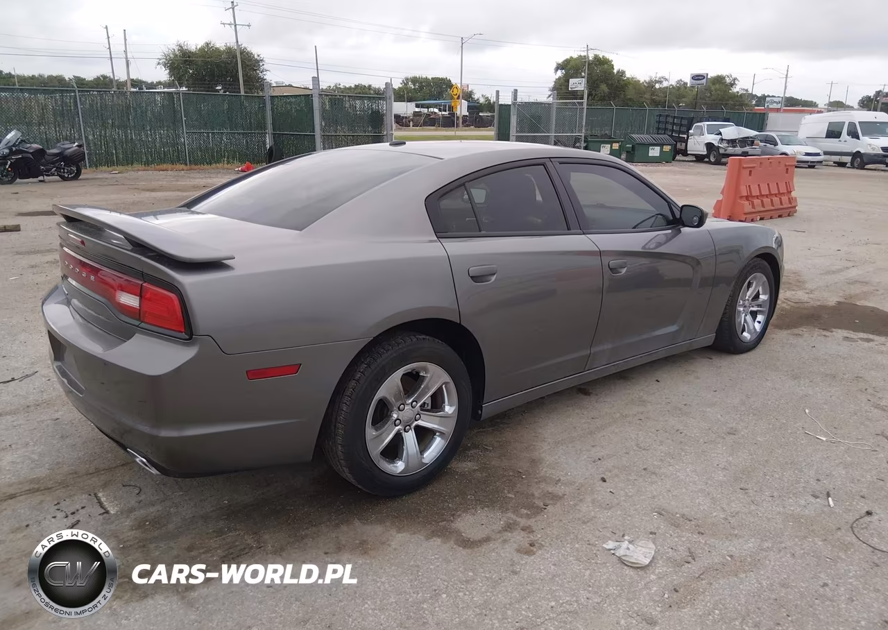 2012 Dodge Charger Sxt VIN:2C3CDXHG1CH207402 - 4