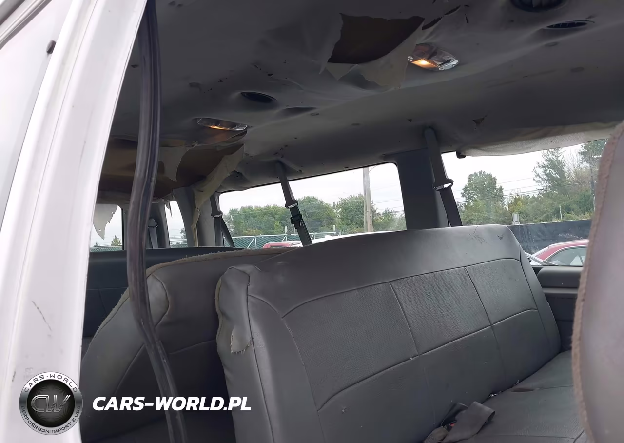 2007 Ford E-350 Super Duty Xl-Xlt VIN:1FBSS31L67DA51894 - 8