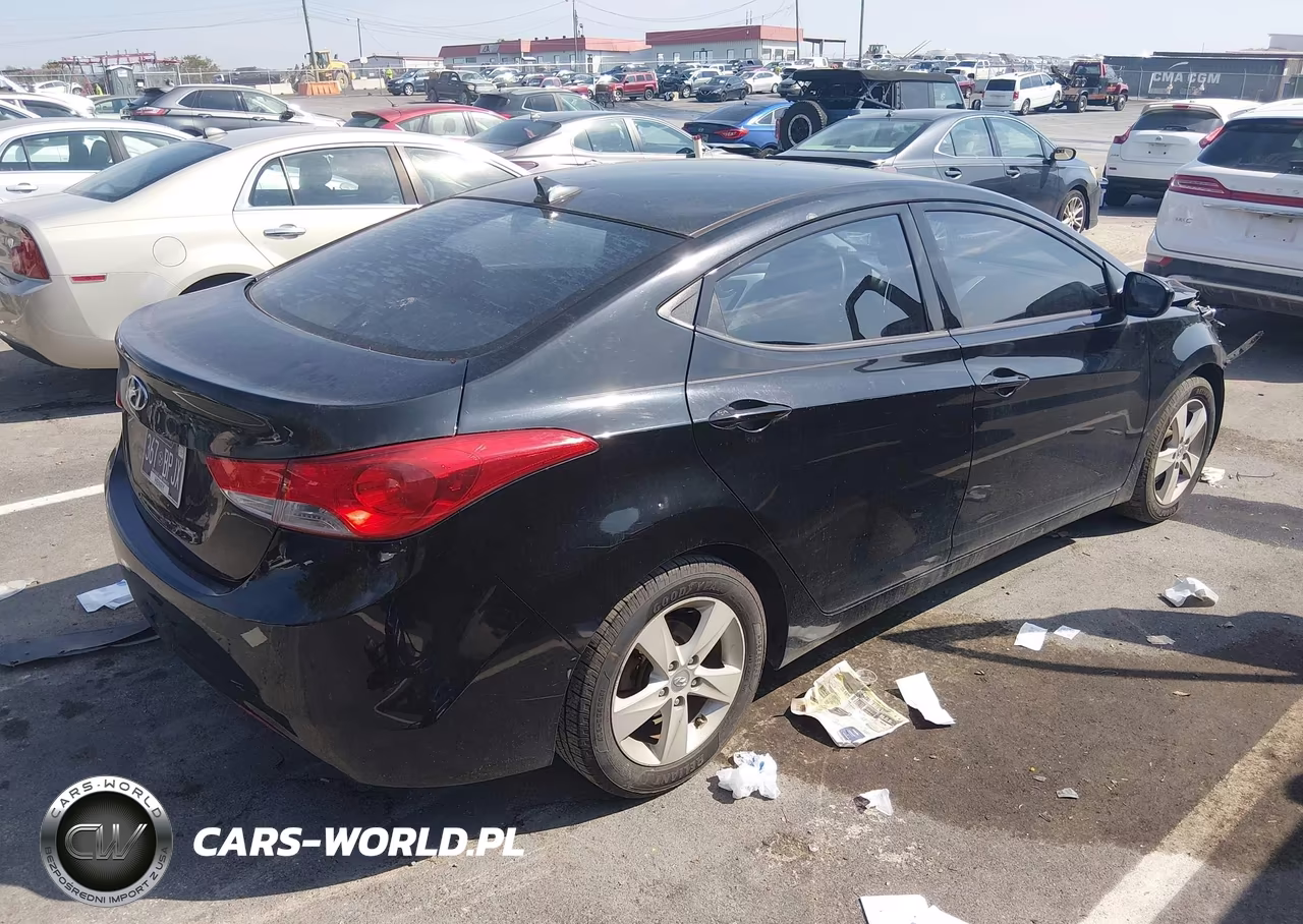 2013 Hyundai Elantra Gls VIN:KMHDH4AE0DU014244 - 4