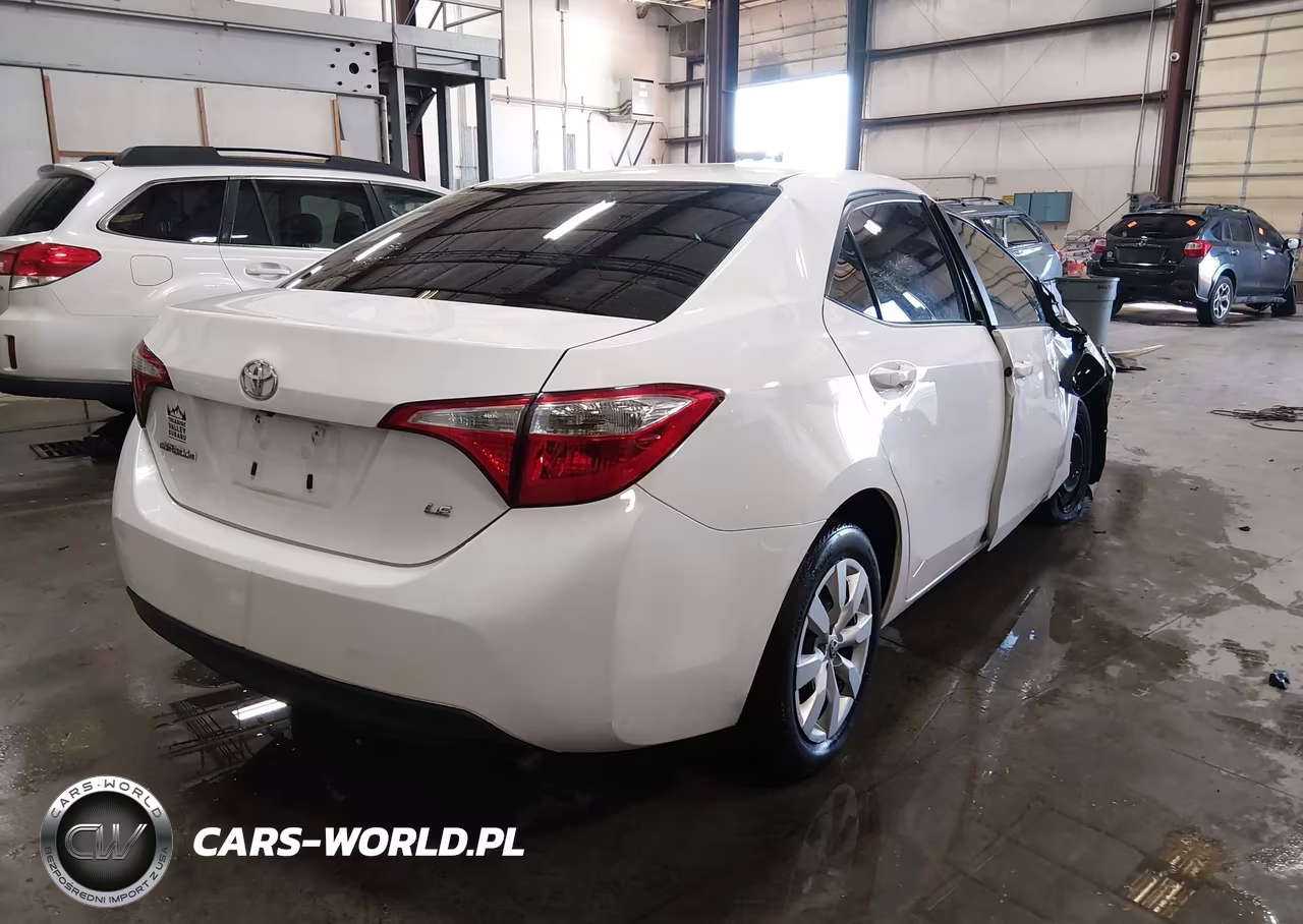 2016 Toyota Corolla Le VIN:2T1BURHE6GC660271 - 4