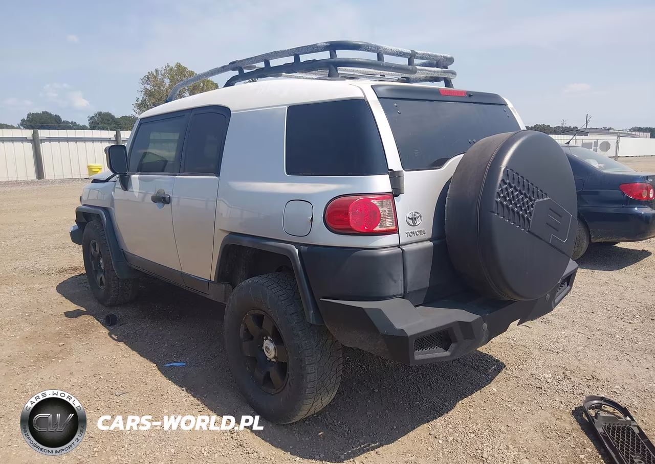 2007 Toyota Fj Cruiser VIN:JTEBU11F470097229 - 3