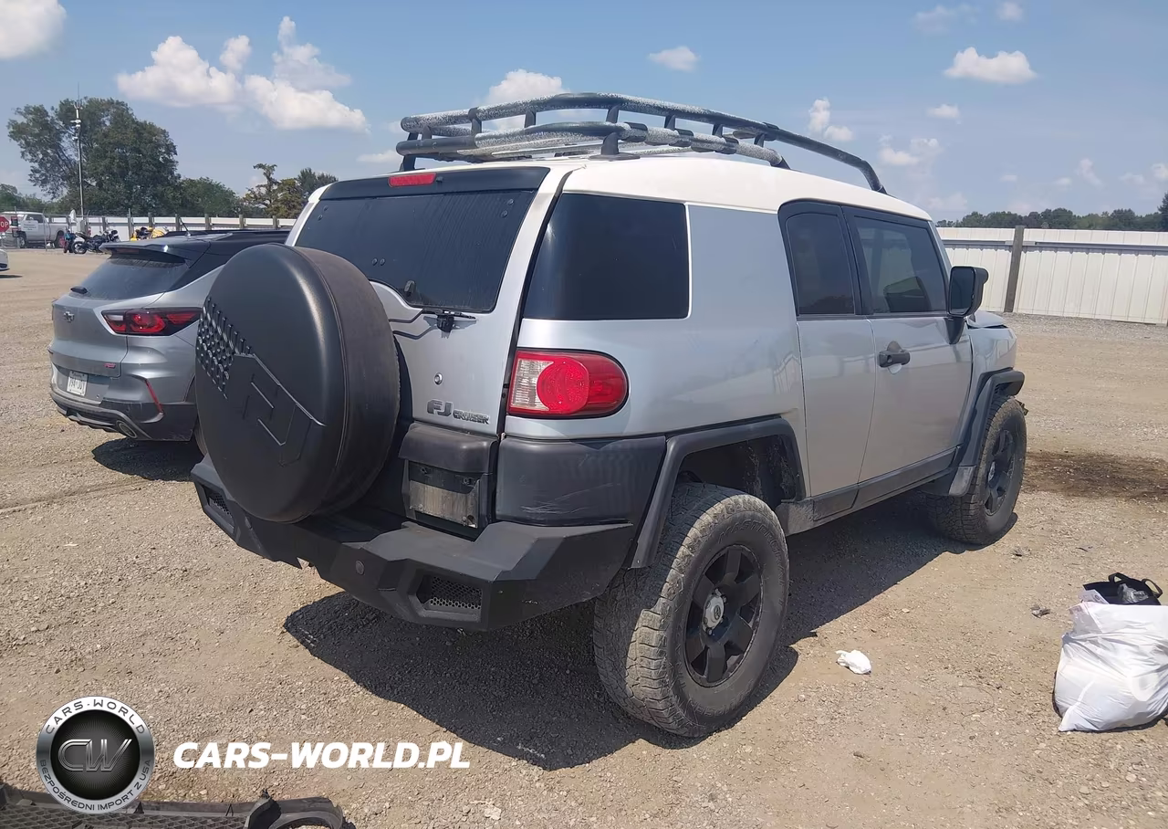 2007 Toyota Fj Cruiser VIN:JTEBU11F470097229 - 4