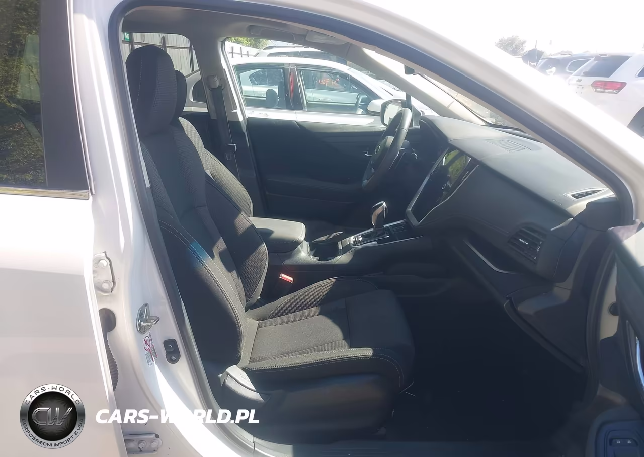 2020 Subaru Outback Premium VIN:4S4BTAEC7L3132955 - 5