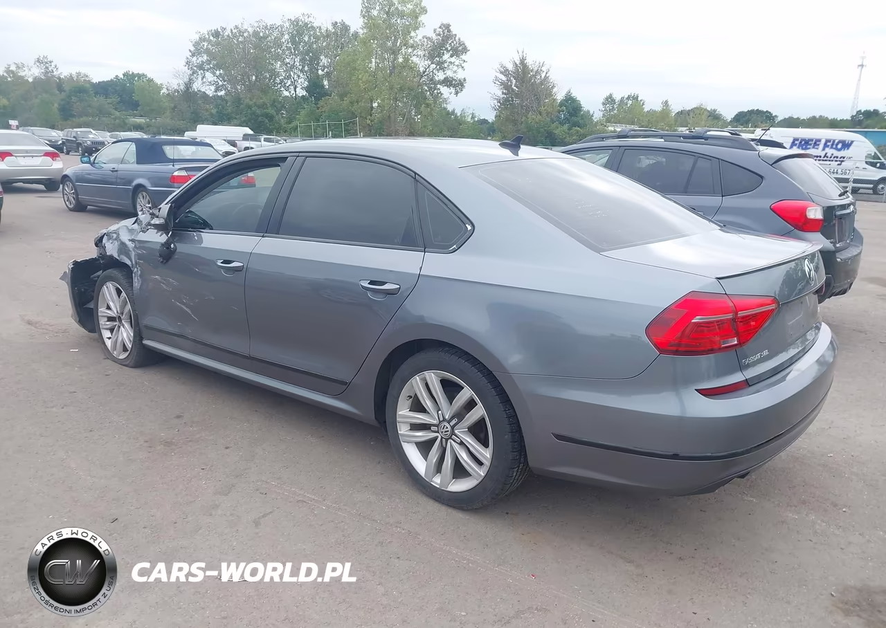 2016 Volkswagen Passat 1.8T Sel VIN:1VWCT7A37GC054682 - 3