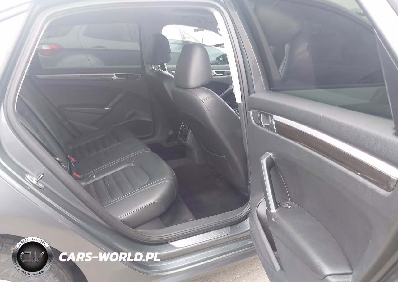 2016 Volkswagen Passat 1.8T Sel VIN:1VWCT7A37GC054682 - 8