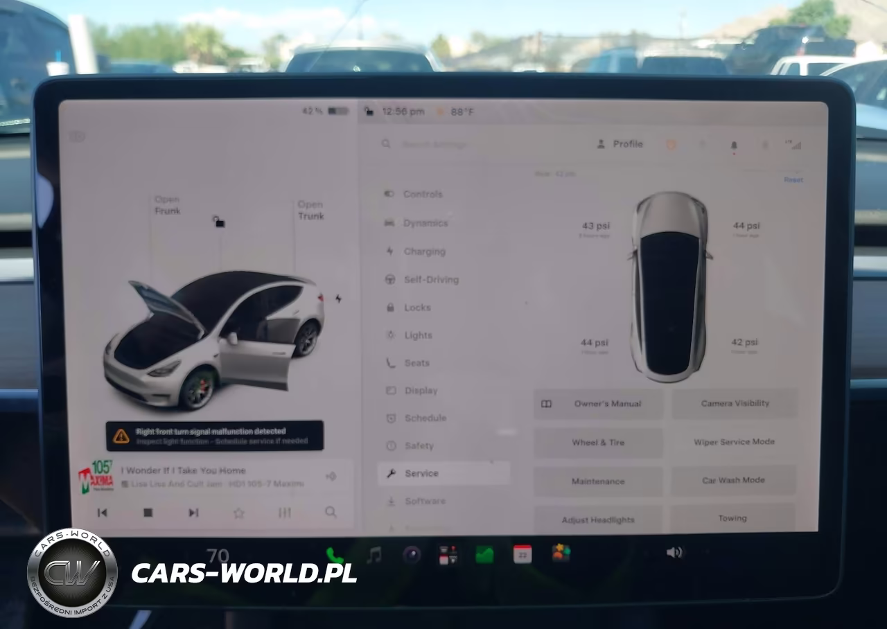 2022 Tesla Model Y Performance Dual Motor All-Wheel Drive VIN:7SAYGDEF8NF326675 - 18