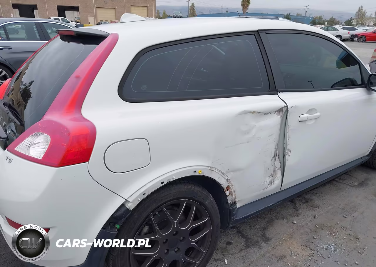 2011 Volvo C30 T5-T5 R-Design VIN:YV1672MK1B2207382 - 6