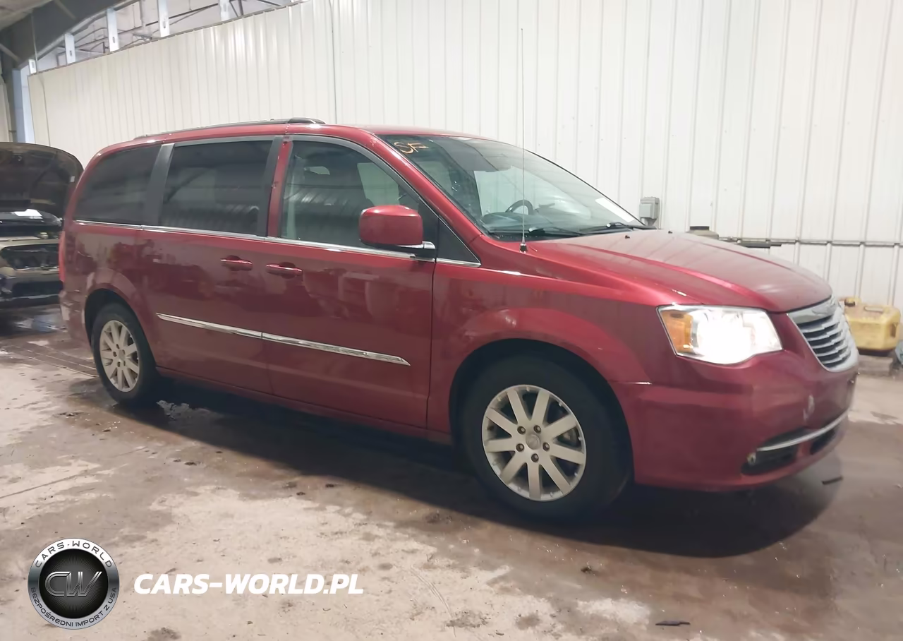 2016 Chrysler Town & Country Touring
