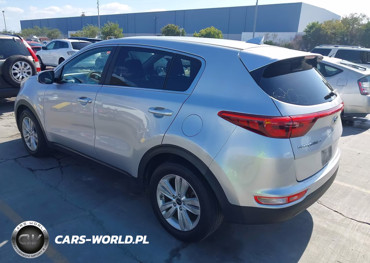 2018 Kia Sportage Lx VIN:KNDPM3AC0J7334065 - 3