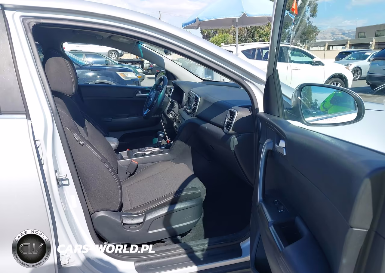 2018 Kia Sportage Lx VIN:KNDPM3AC0J7334065 - 5
