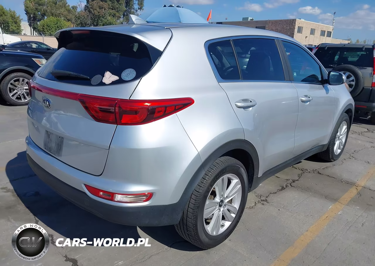 2018 Kia Sportage Lx VIN:KNDPM3AC0J7334065 - 6