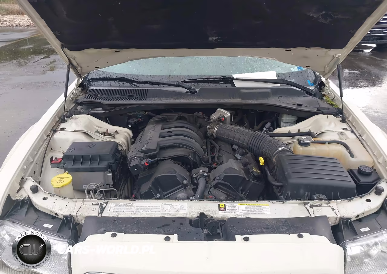 2007 Chrysler 300 VIN:2C3KA43R17H868381 - 10