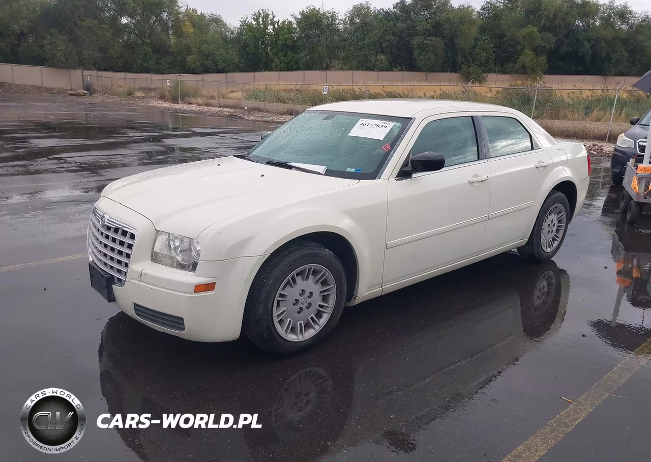 2007 Chrysler 300 VIN:2C3KA43R17H868381 - 2
