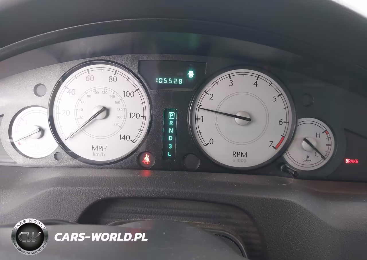 2007 Chrysler 300 VIN:2C3KA43R17H868381 - 7