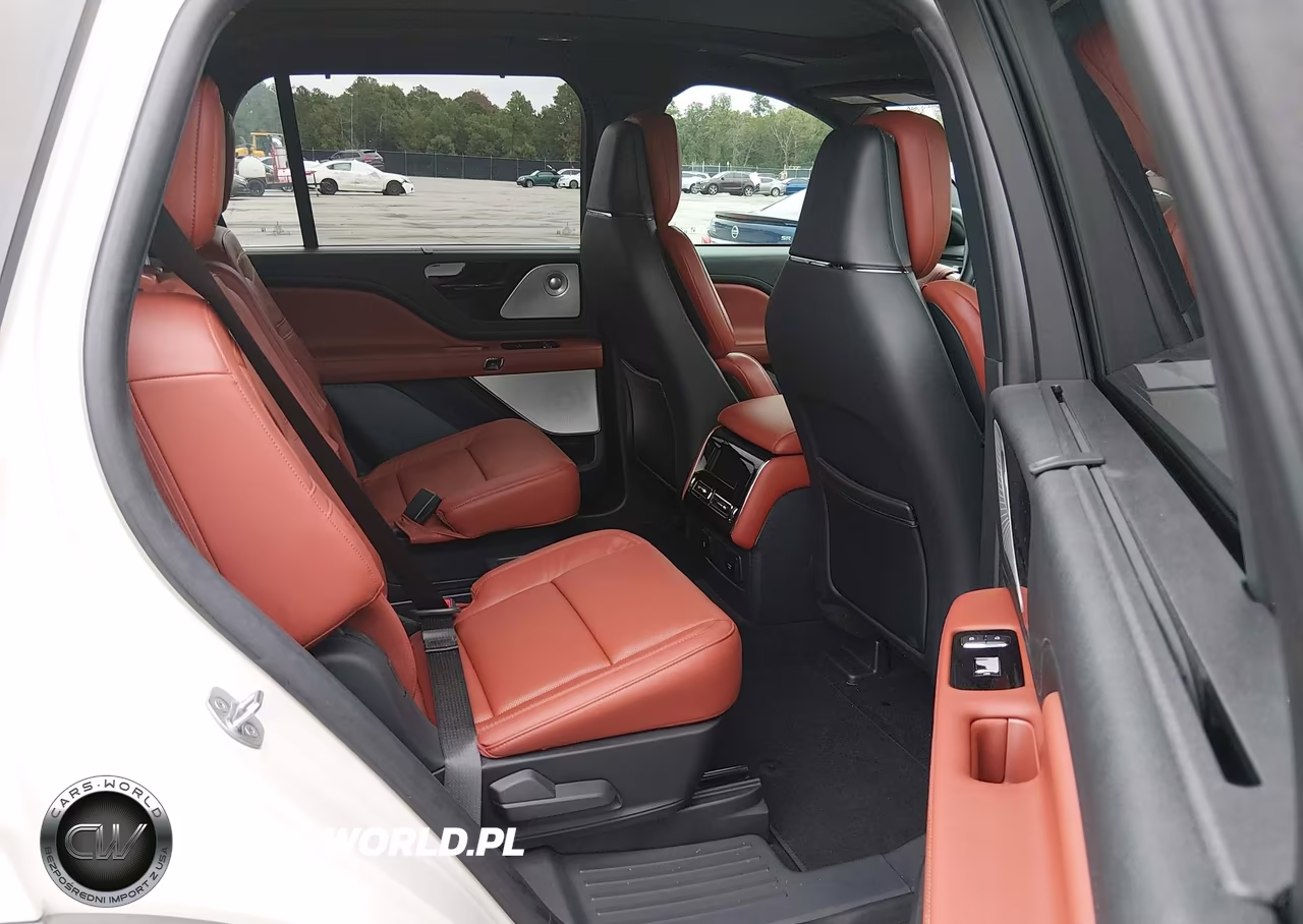 2025 Lincoln Aviator Reserve VIN:5LM5J7XC9SGL08380 - 8