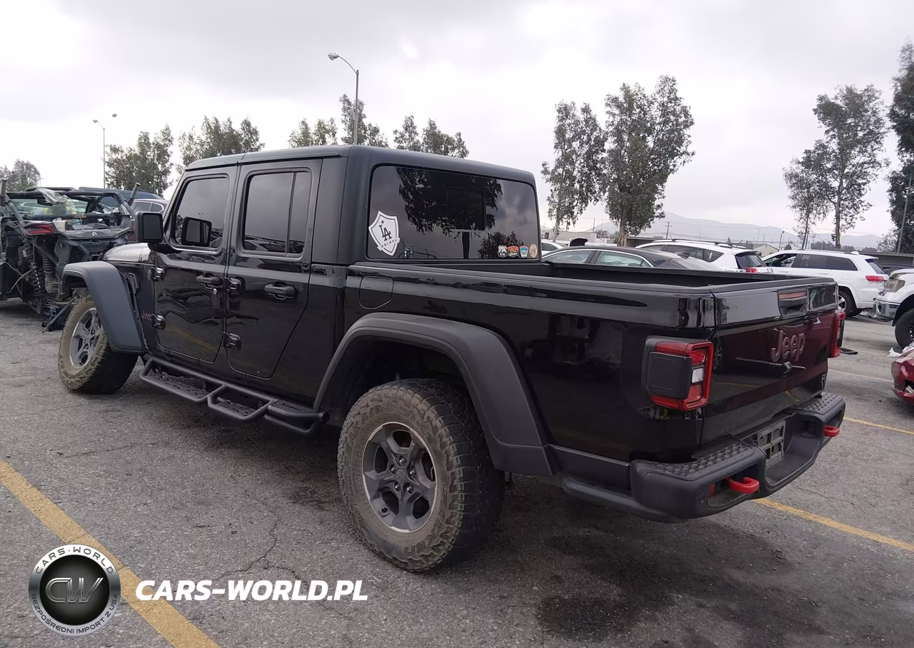 2020 Jeep Gladiator Rubicon 4X4 VIN:1C6JJTBG5LL135742 - 3