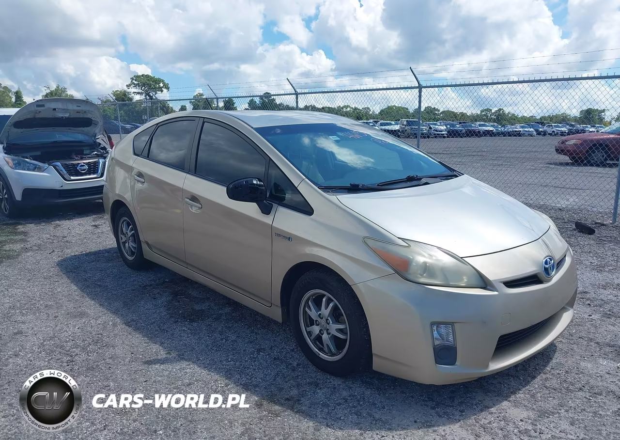 2011 Toyota Prius Two