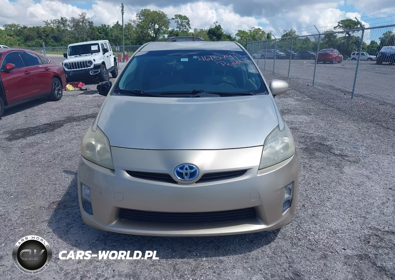2011 Toyota Prius Two VIN:JTDKN3DU1B0261696 - 12