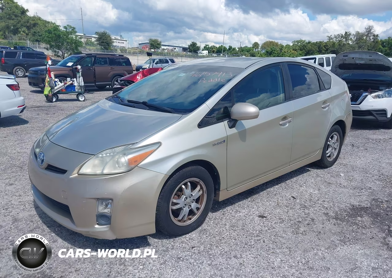 2011 Toyota Prius Two VIN:JTDKN3DU1B0261696 - 2